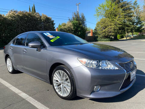 2013 Lexus ES 350 for sale at 7 STAR AUTO in Sacramento CA