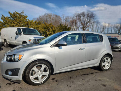 2015 Chevrolet Sonic for sale at COLONIAL AUTO SALES in North Lima OH