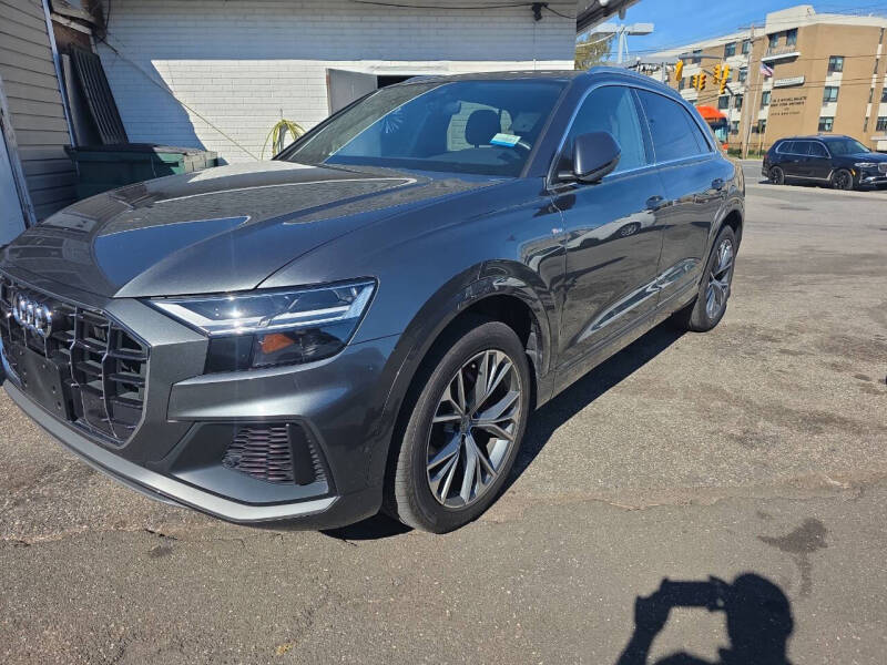 2021 Audi Q8 quattro Premium Plus 55 TFSI