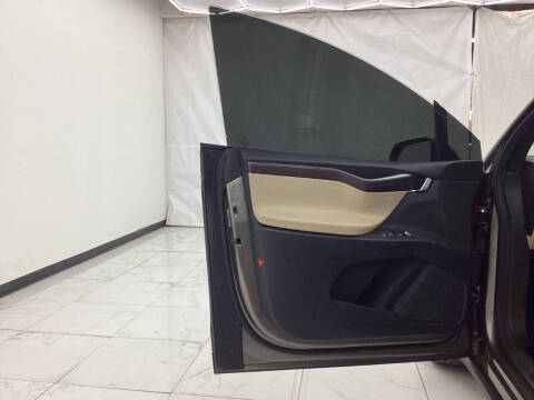 2016 Tesla Model X P90D