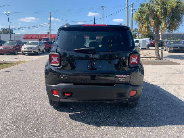 2015 Jeep Renegade Trailhawk
