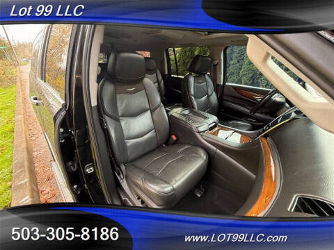 2017 Cadillac Escalade ESV Premium Luxury