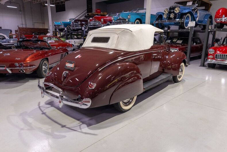 1940 Ford Deluxe