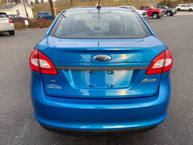 2012 Ford Fiesta SE