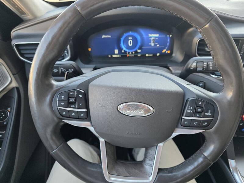 2020 Ford Explorer Platinum