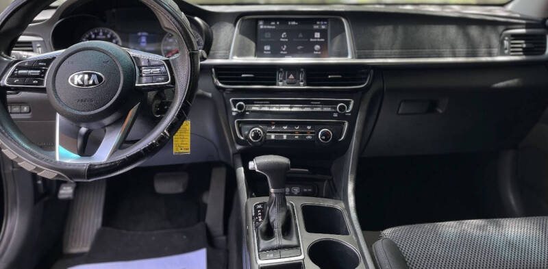 2019 Kia Optima LX