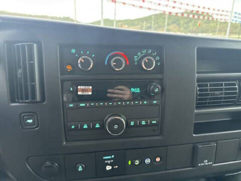 2025 Chevrolet Express 2500