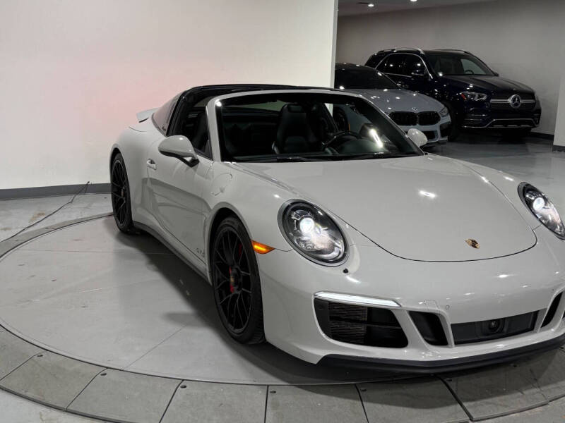2018 Porsche 911 Targa 4 GTS