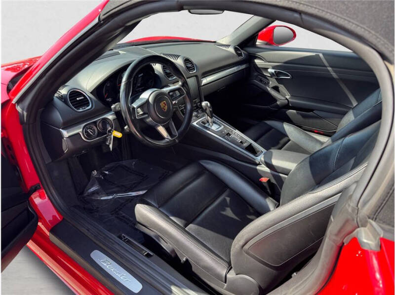 2021 Porsche 718 Boxster