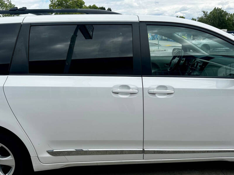 2013 Toyota Sienna