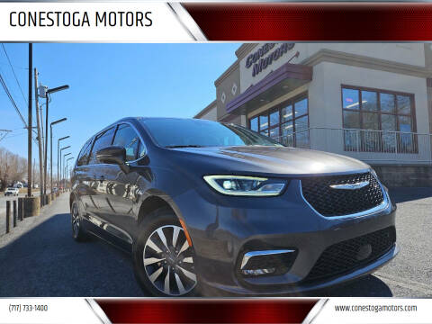 2022 Chrysler Pacifica Hybrid for sale at CONESTOGA MOTORS in Ephrata PA