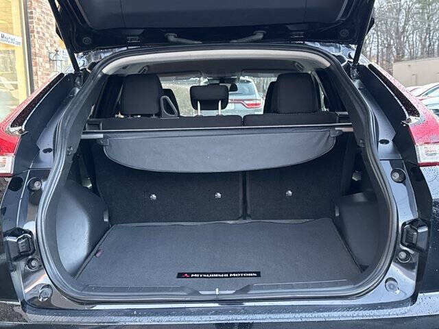 2022 Mitsubishi Eclipse Cross LE