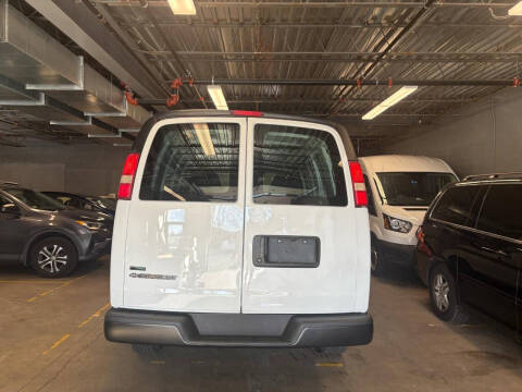 2011 Chevrolet Express 2500