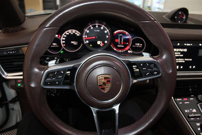 2018 Porsche Panamera