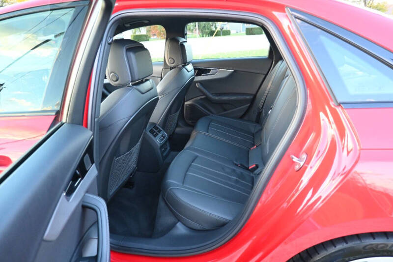 2022 Audi A4 quattro S line Prem Plus 45 TFSI