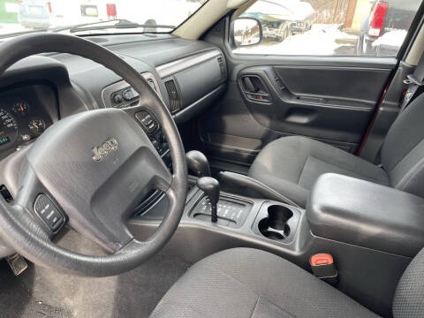 2004 Jeep Grand Cherokee Laredo