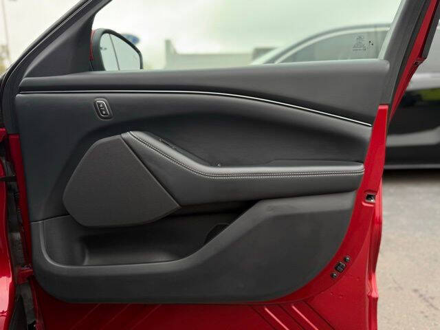 2021 Ford Mustang Mach-E Select