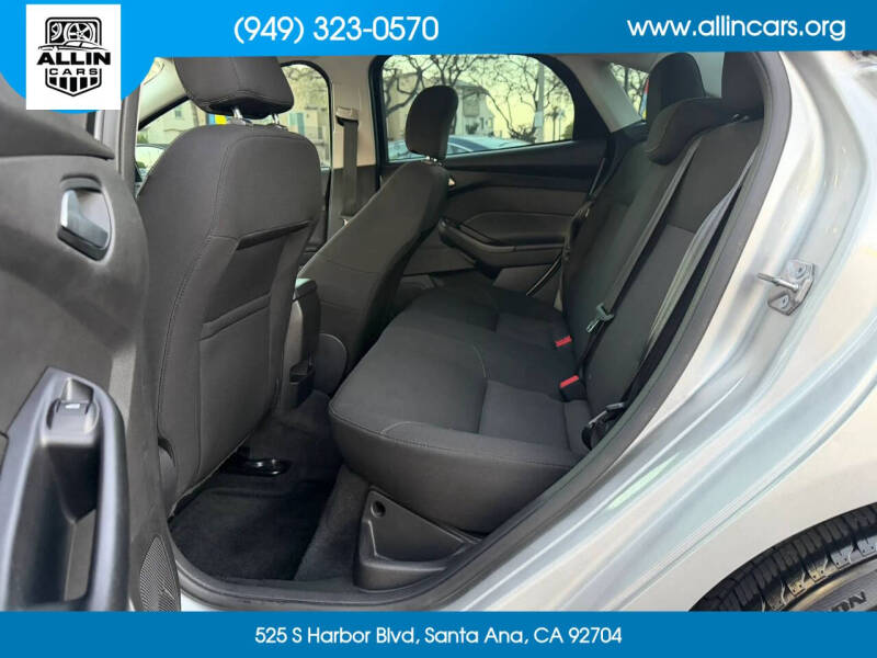 2017 Ford Focus SE