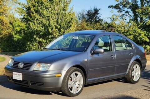 2003 Volkswagen Jetta for sale at CLEAR CHOICE AUTOMOTIVE in Milwaukie OR