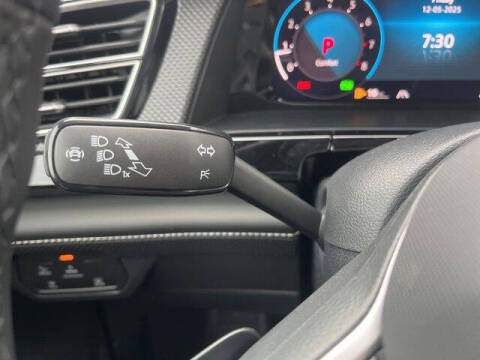 2026 Volkswagen Atlas Cross Sport SEL Premium R-Line 4Motion