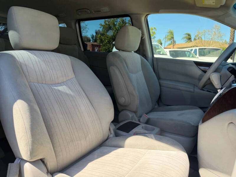 2013 Nissan Quest