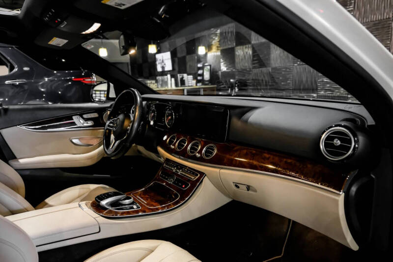 2019 Mercedes-Benz E-Class E 300 4MATIC