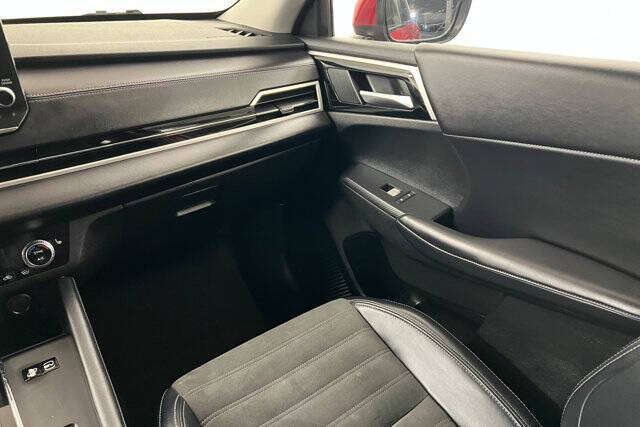 2023 Mitsubishi Outlander PHEV SE