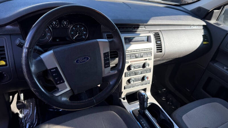 2009 Ford Flex SE