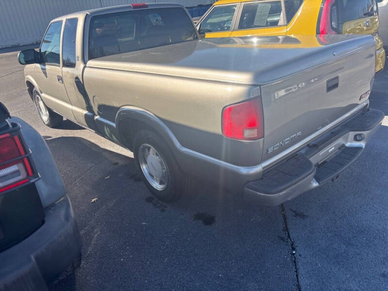 2003 GMC Sonoma