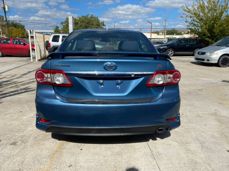 2013 Toyota Corolla S