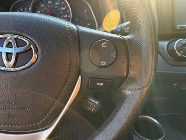 2015 Toyota RAV4 LE