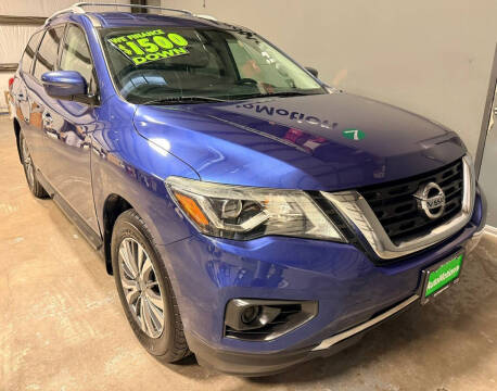 2020 Nissan Pathfinder S