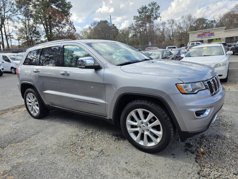 2017 Jeep Grand Cherokee Limited's photo