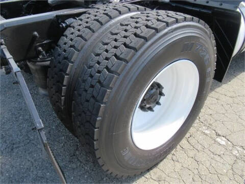 2014 Freightliner Cascadia