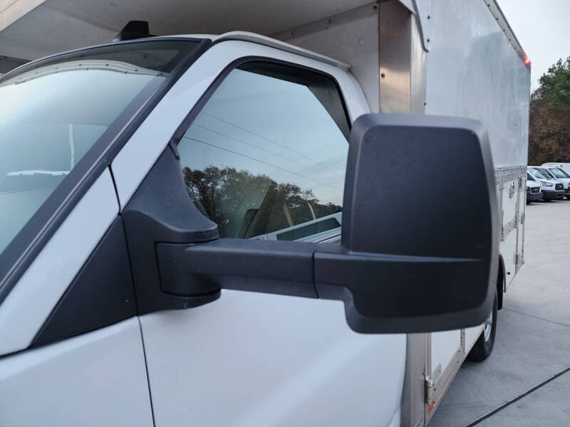 2023 Chevrolet Express 3500