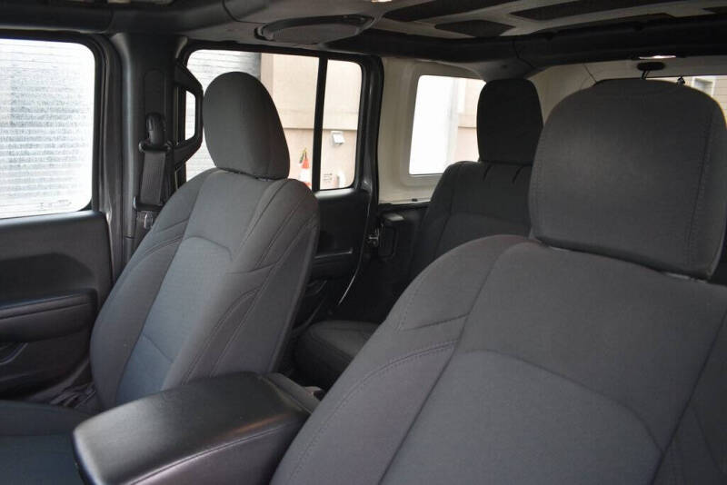 2023 Jeep Wrangler Willys