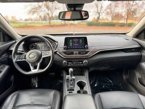 2019 Nissan Altima 2.0 Platinum