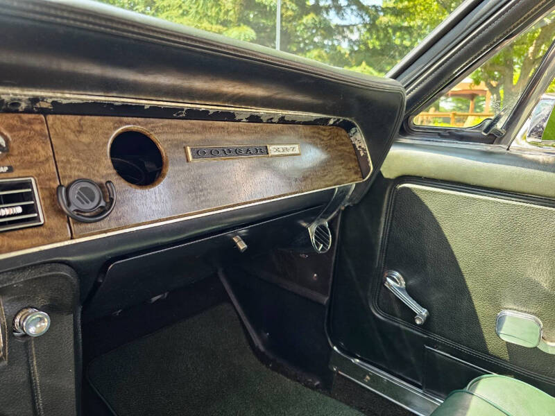 1967 Mercury Cougar XR7