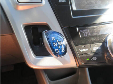 2014 Toyota Prius v