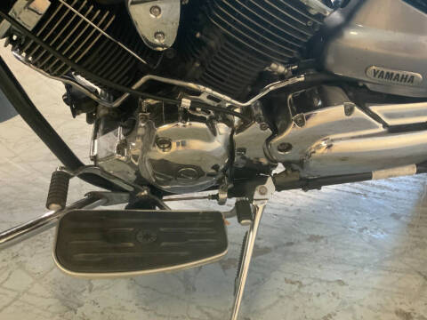 2004 Yamaha XVS100  V STAR