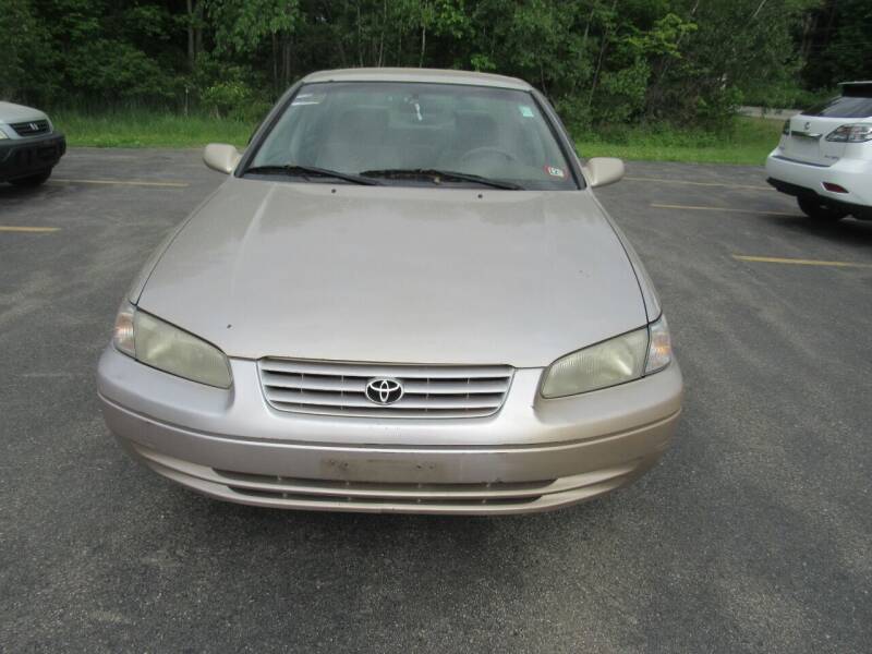1998 Toyota Camry for sale at Heritage Truck and Auto Inc. in Londonderry NH