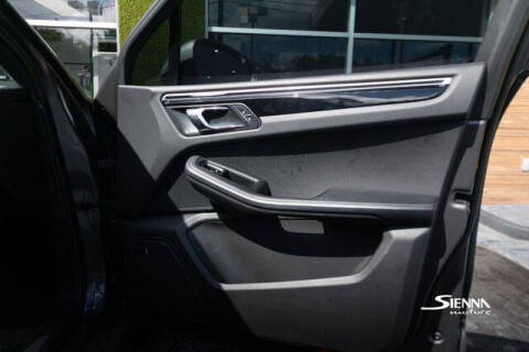 2016 Porsche Macan S