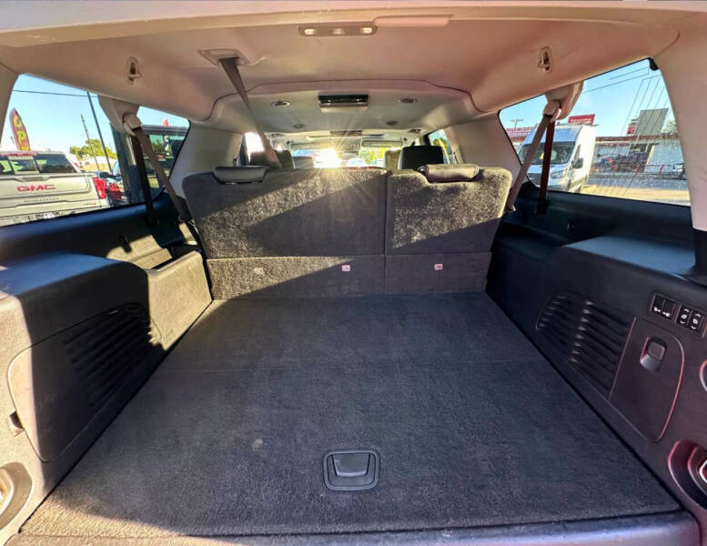 2020 GMC Yukon XL Denali