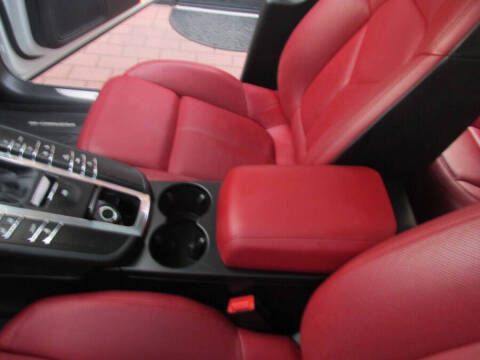 2017 Porsche Macan S