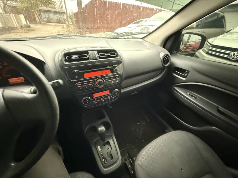 2015 Mitsubishi Mirage DE