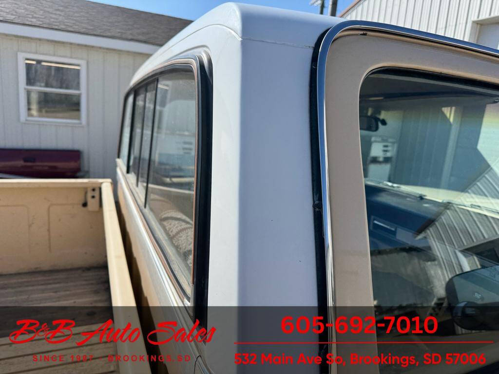 1987 Chevrolet R/V 20 Series 321
