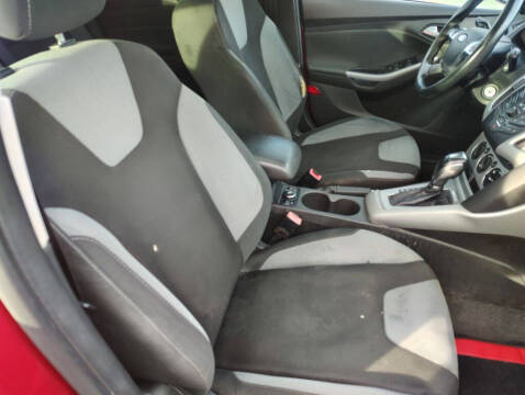 2012 Ford Focus SE