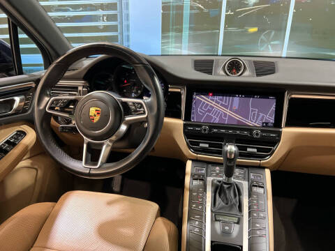 2021 Porsche Macan