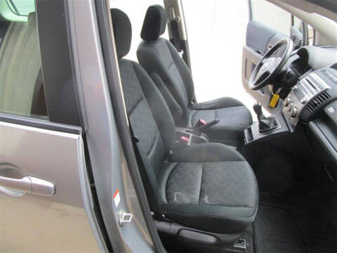 2010 Mazda MAZDA5 Sport