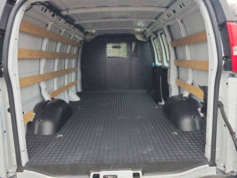2024 GMC Savana 2500